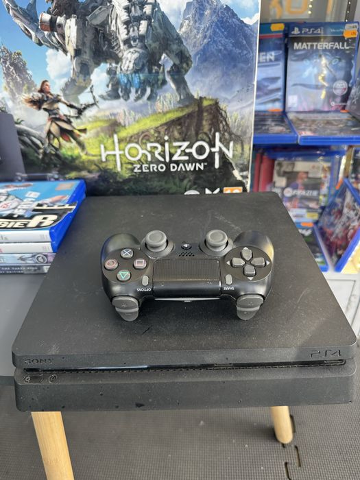 Ps4 Slim 1Tb + 4 Gry + Gwarancja