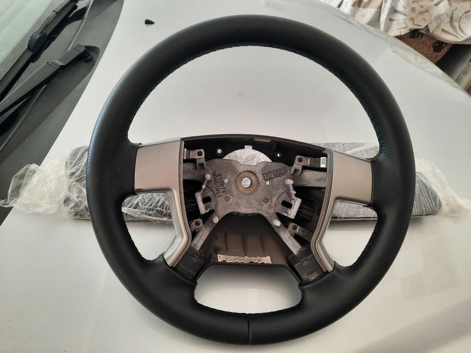 продам руль на Geely Emgrand