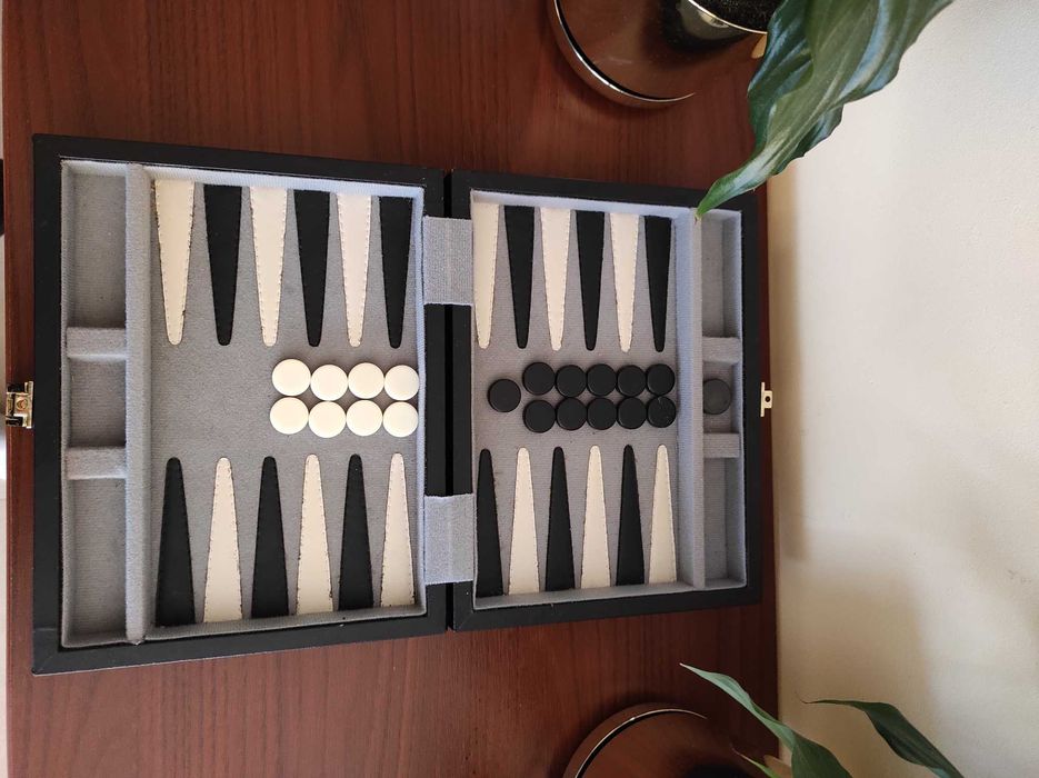 Tryktrak (ang.backgammon), nardy - GRA