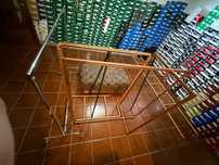 Cabides em varios materiais, cobre, ferro. Decorativos - Lojas