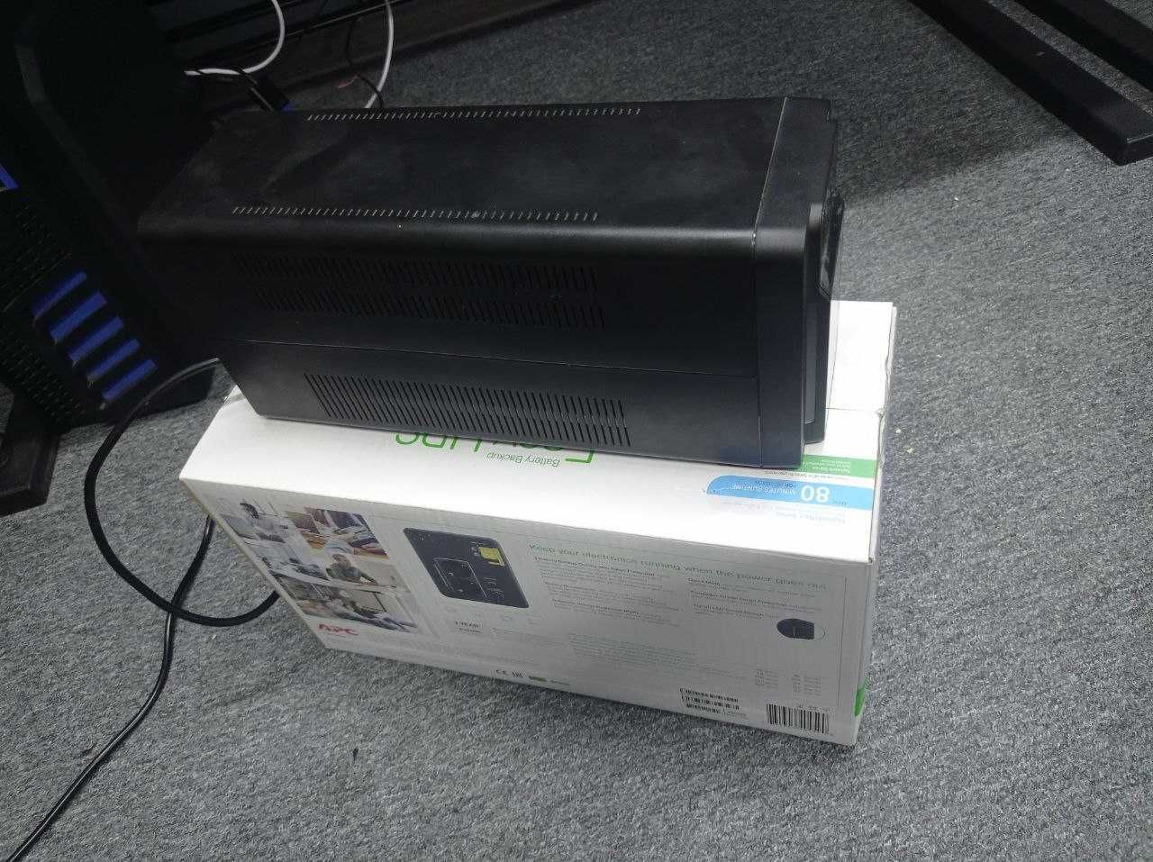 ДБЖ APC Easy UPS 900VA, Schuko (BVX900LI-GR