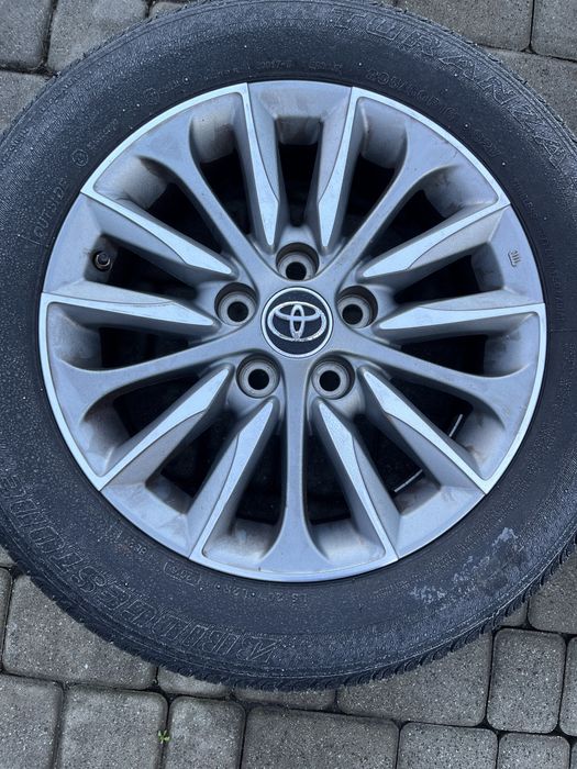 Alufelgi 5x114,3 16 cali Toyota Auris Avensis Corolla Yaris Cross