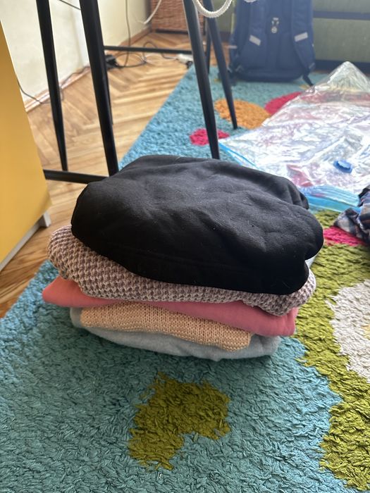 Віддаю одяг безкоштовно