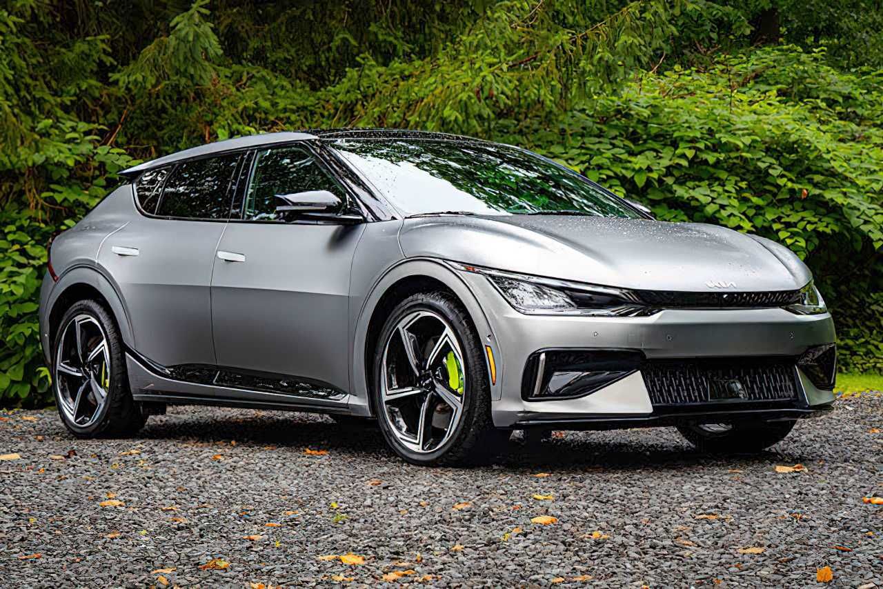 Kia EV6 GT   2024