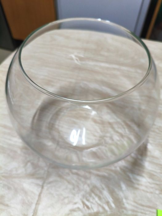 Aquário redondo bom estado