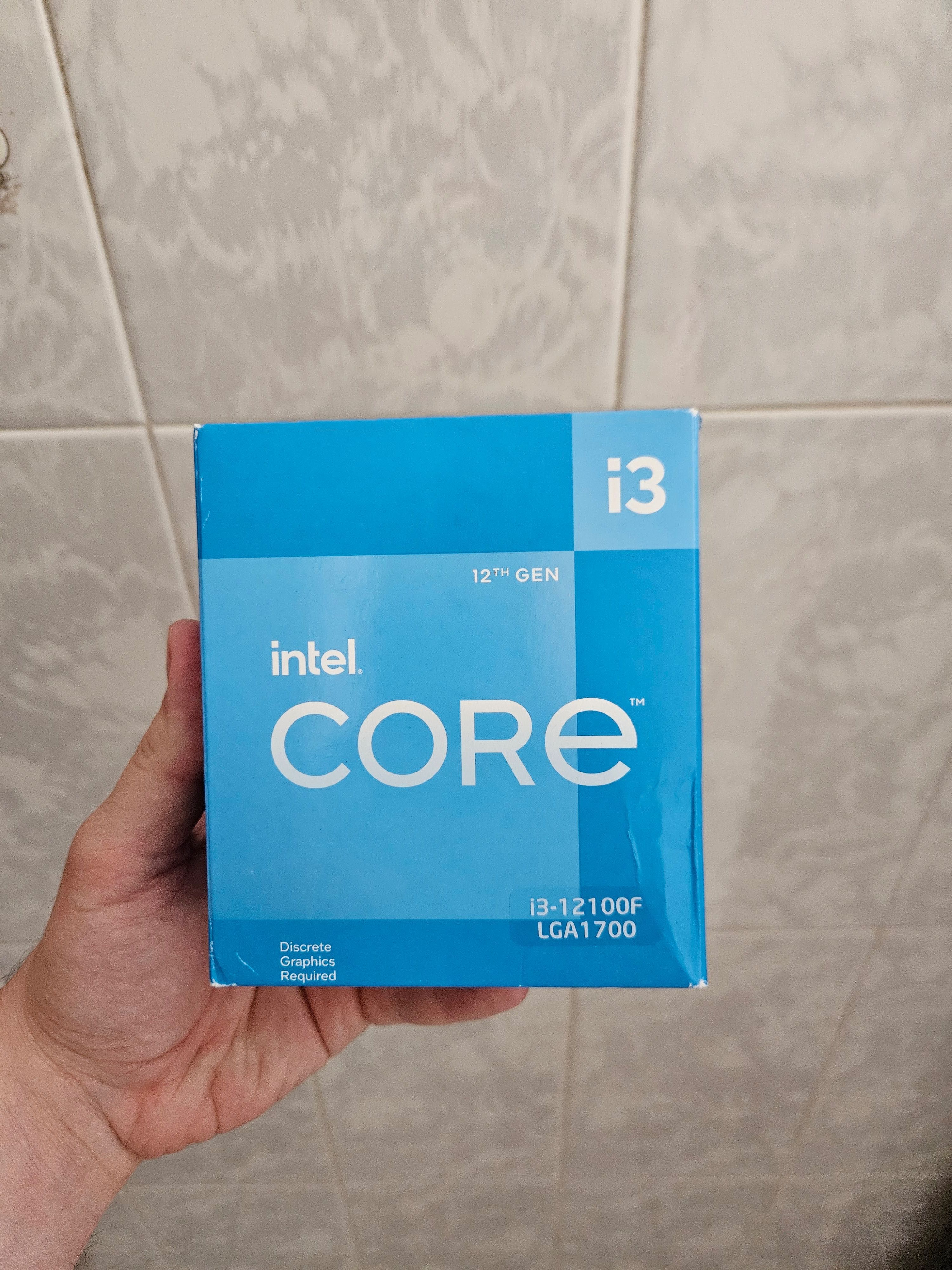 PC Gamer Intel i3 RX 6600