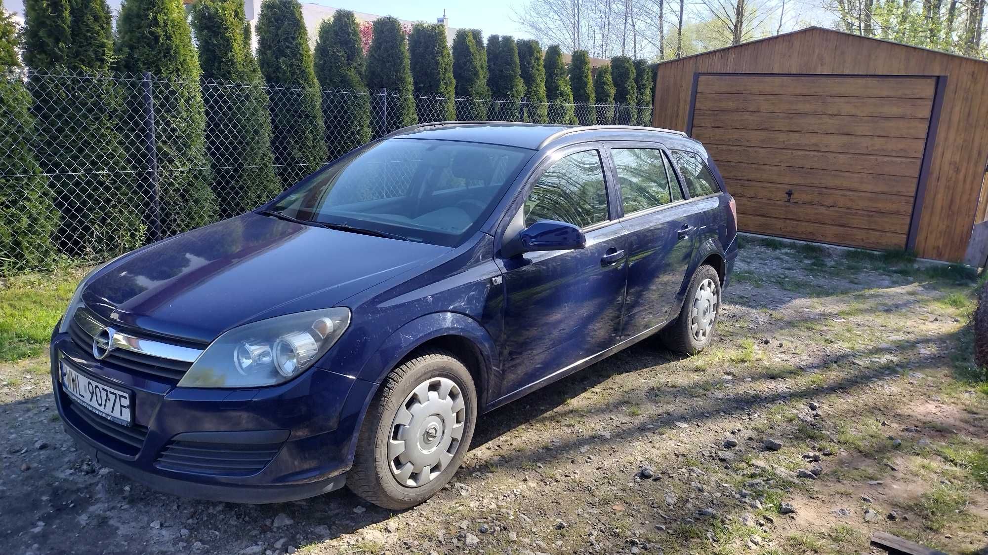 Opel Astra H . Benzyna 1,6 2006