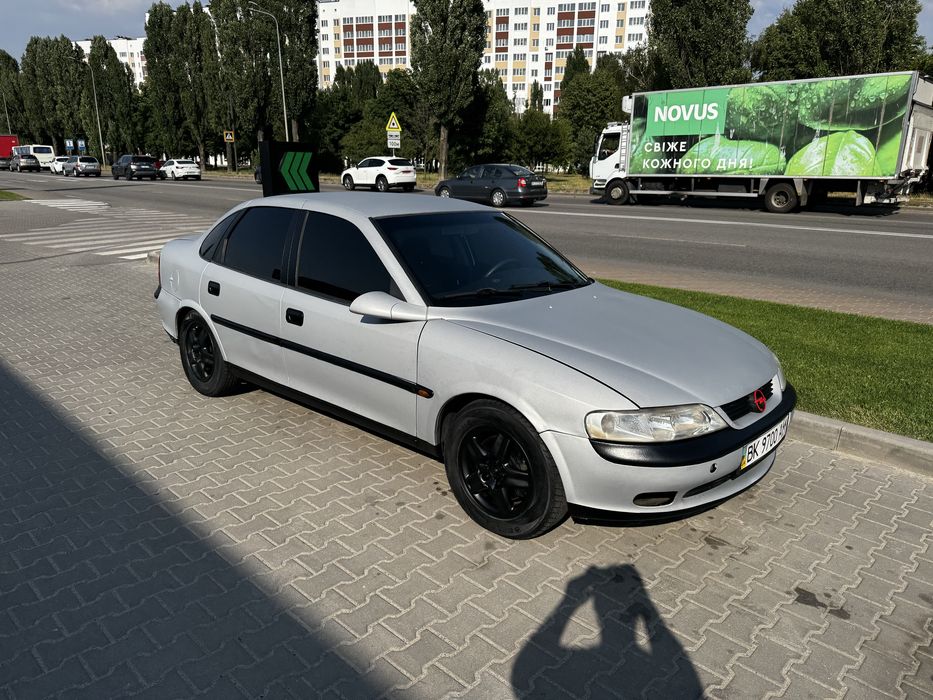 Opel Vectra B 1998 автомат, газ, клімат!
