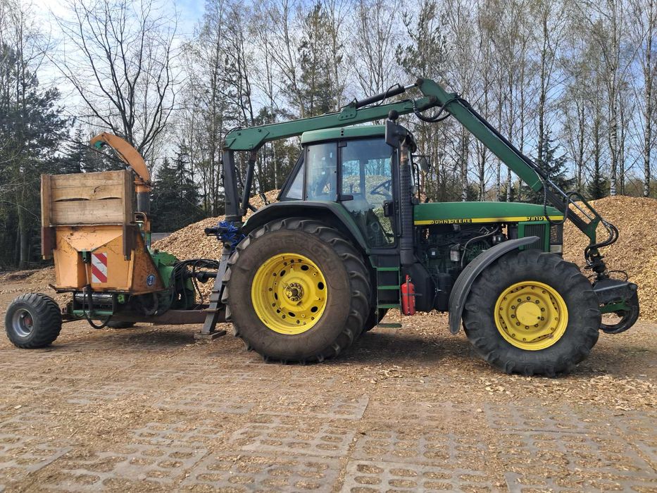 Rębak Heizohack 8-400 HDS z John Deere