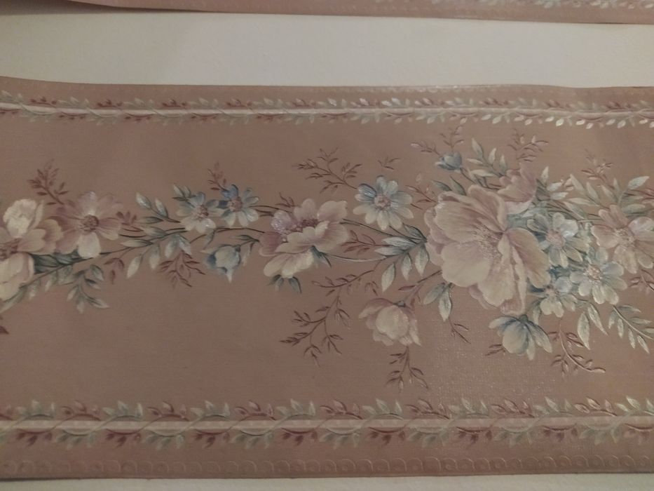 rolos de papel parede e barras embalagem original (flor de lis)