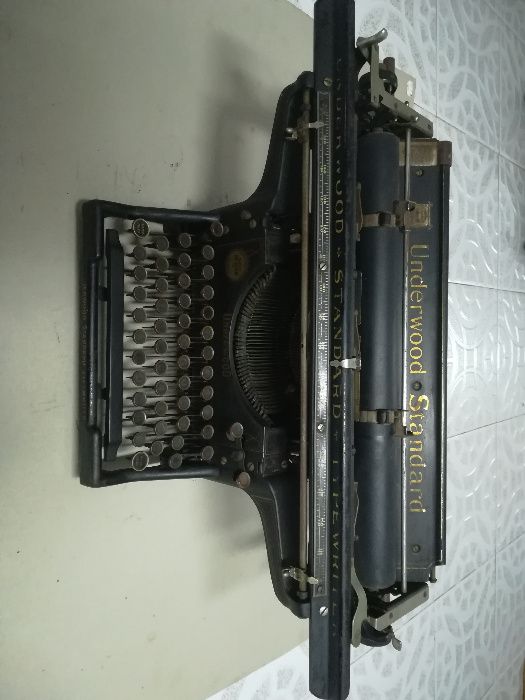 Máquina de escrever Underwood - 1917
