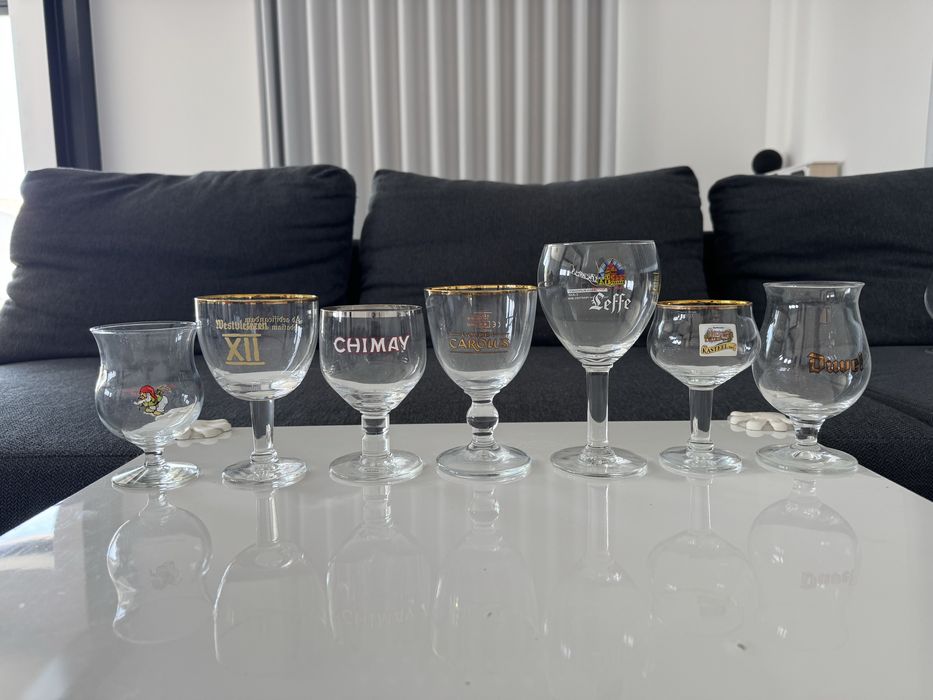 Lote copos miniatura de cervejas belgas icónicas (Westvleteren, etc)