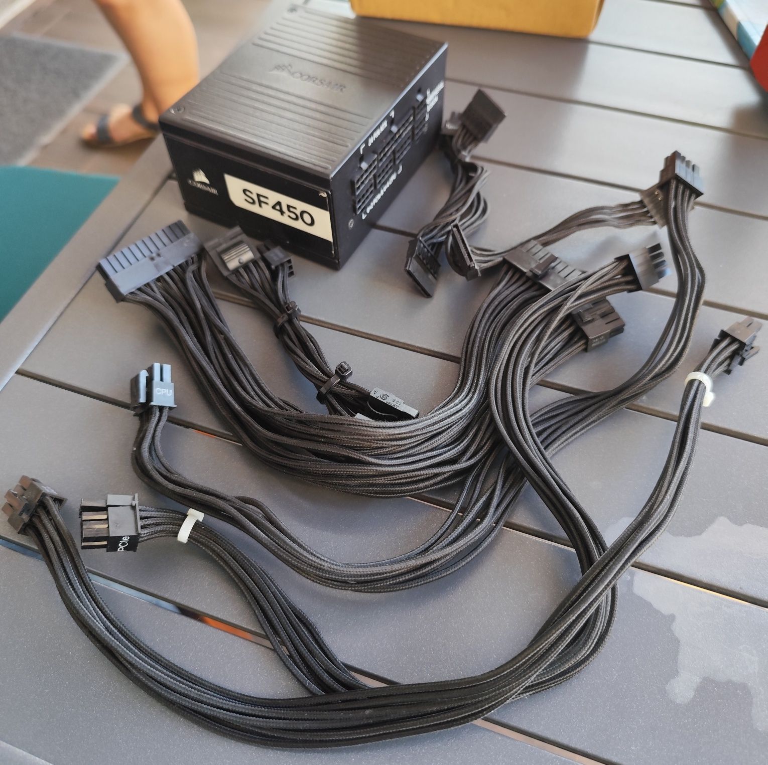 Fonte Corsair SF450