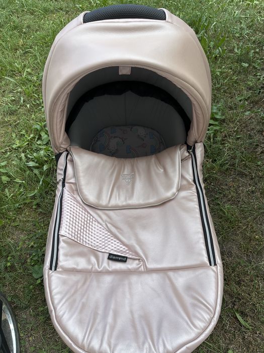 Wozek junama diamond fluo v3 3w1