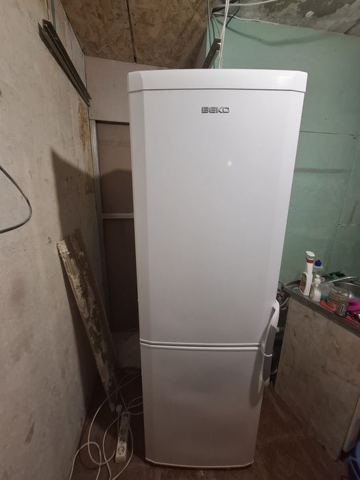 Продам холодильник