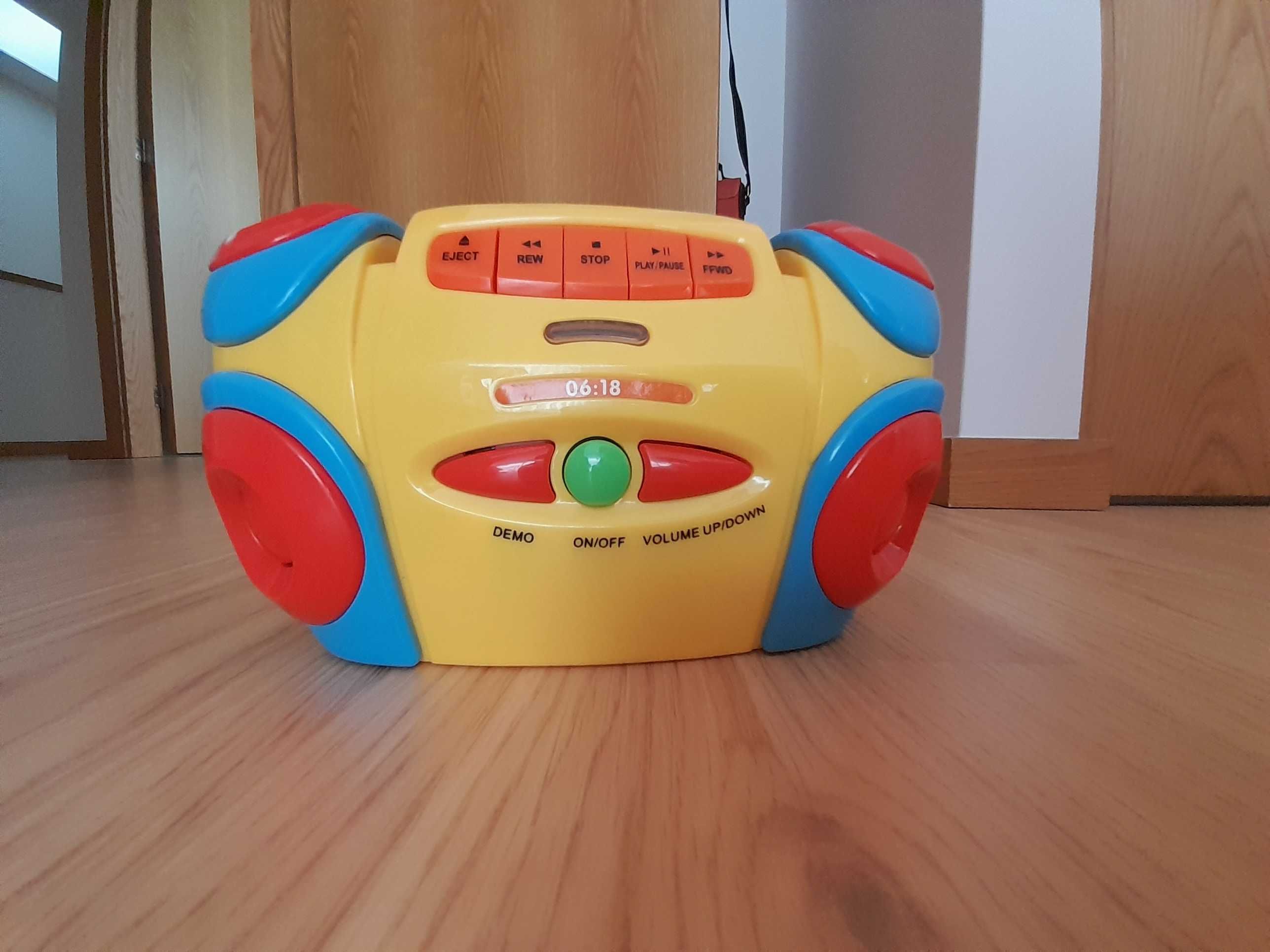 O meu primeiro rádio para CD's