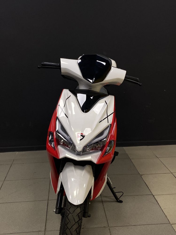 Скутер SPARK SP125S-15N