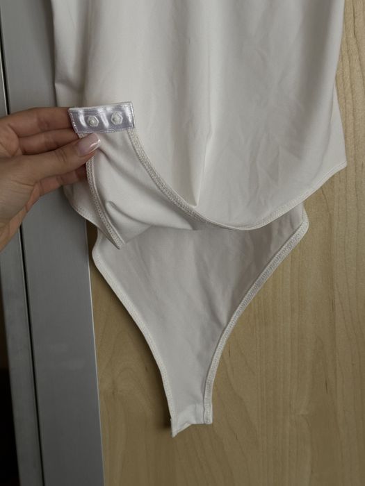 Białe koronkowe body, z dzianiny rozmiar S