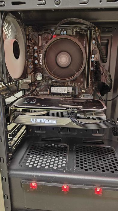 PC Gaming RTX 4060 | Ryzen 5 3600 | 512GB SSD e 1TB HDD - Como Novo