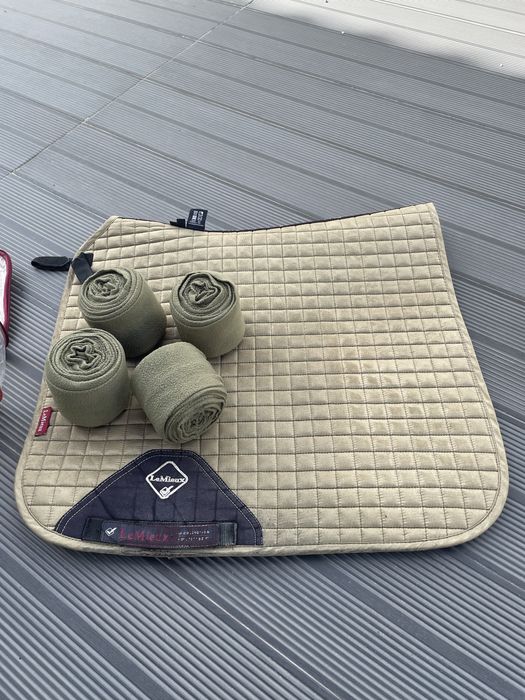 Conjunto de suadouro e ligaduras lemieux dressage