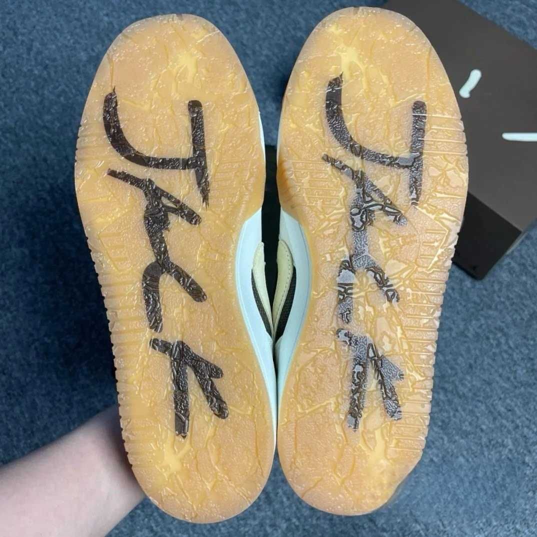 Travis Scott x Jordan Jordan x Travis Scott R.45