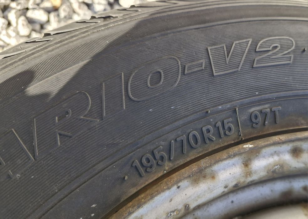 Koła zimowe vw t4 opony toyo 195/70/15  felgi stalowe