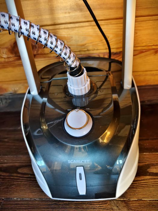 Отпариватель для одежды Scarlett SC-GS130S19