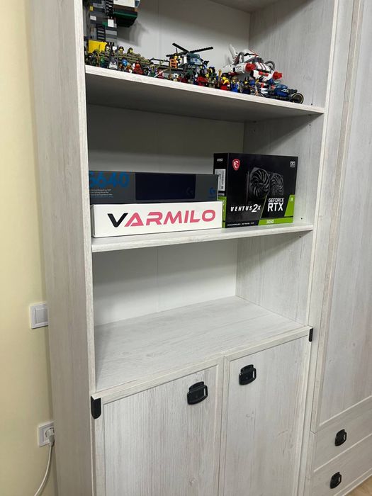 Меблі в кімнату