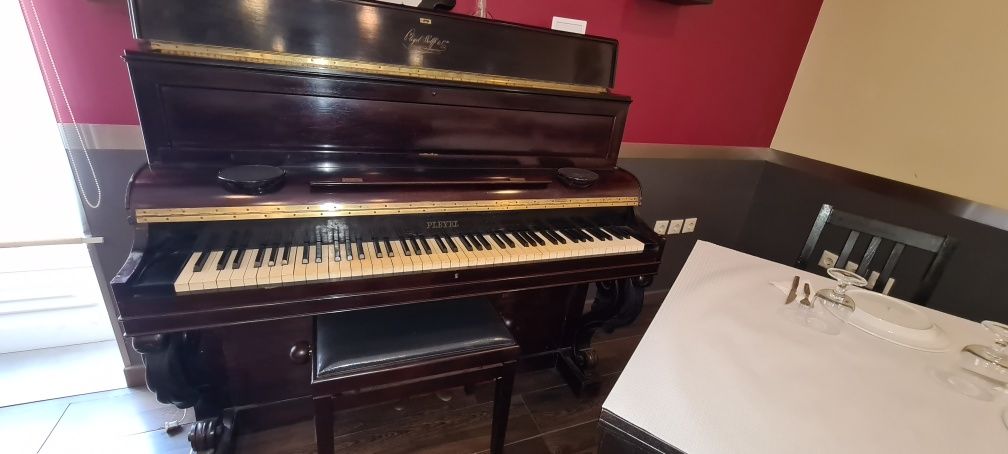 Piano pleyel de 1815 bom estado