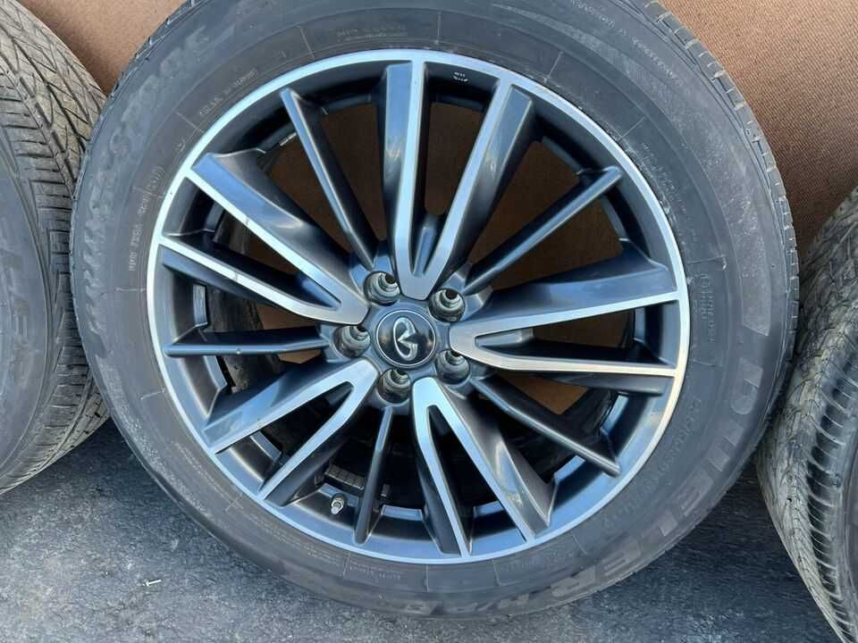 Козирні диски R20 INFINITI 7.5J шикарно виглядають на любому Інфініті