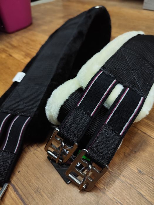 Popręg z futerkiem rozm od 90 do 145cm