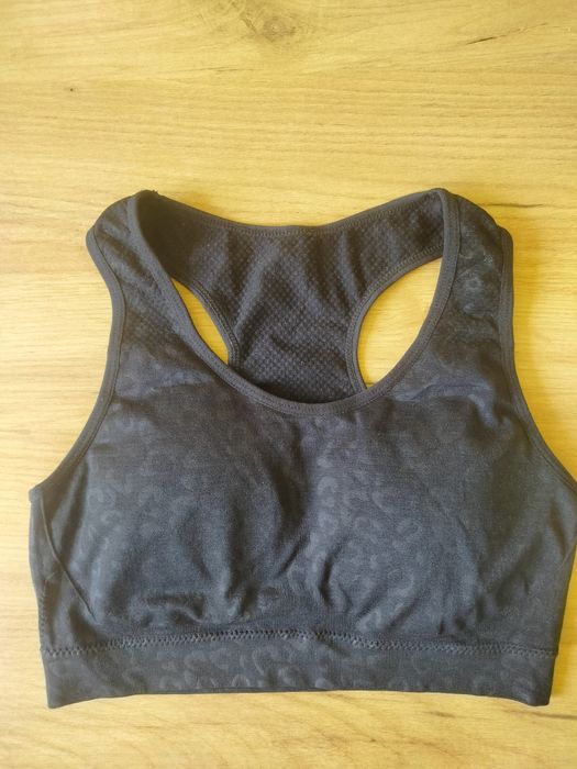 Top sportowy biustonosz dziewczęcy 152