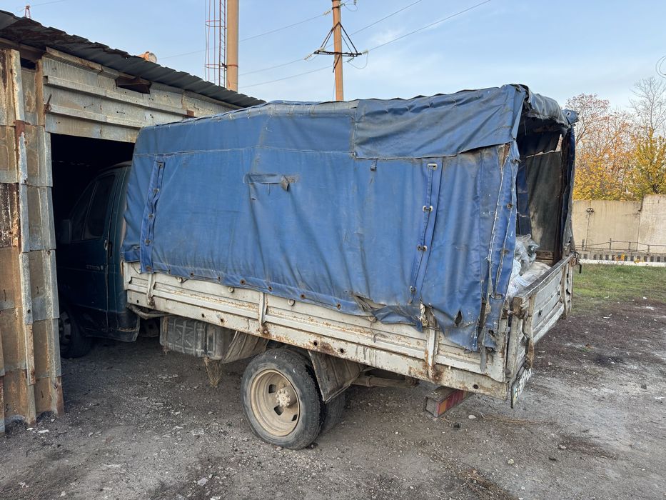 Продам газель тентовану