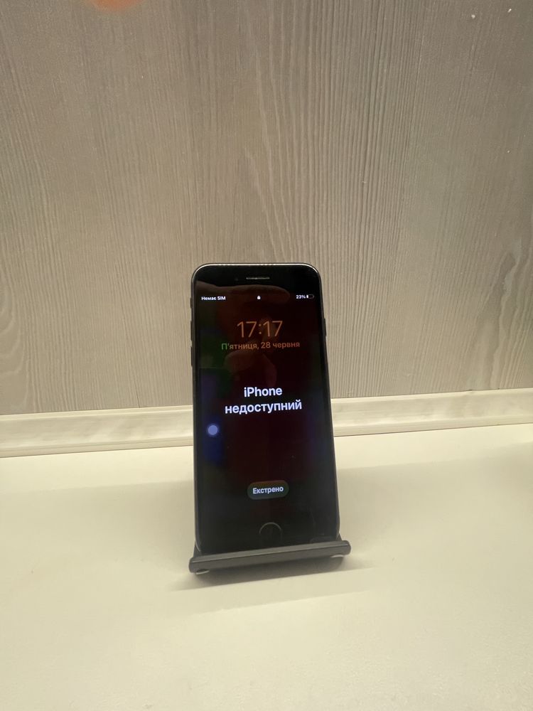 Продам iphone 7