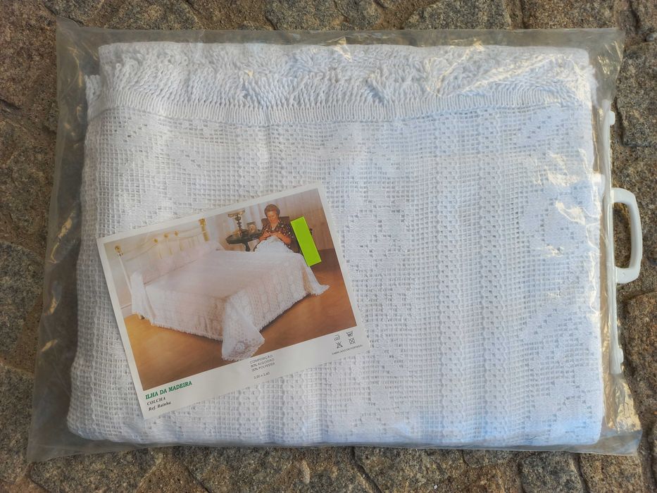Colcha de cama tradicional da ilha da Madeira