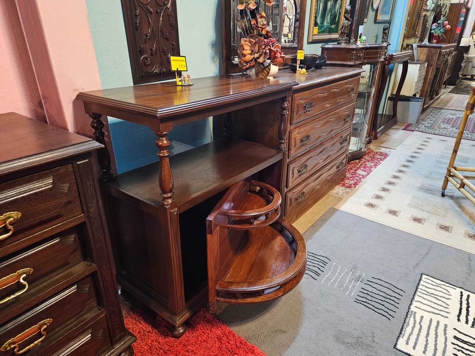 Móvel bar em madeira - óptimo estado geral