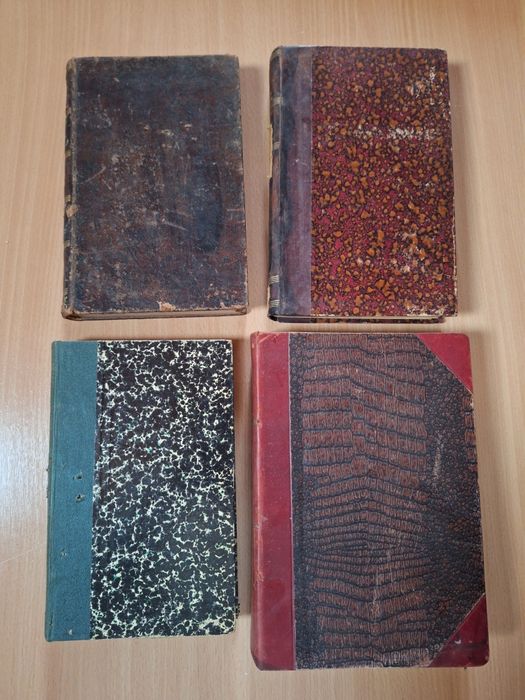 Livros de Direito. Revistas de Direito.