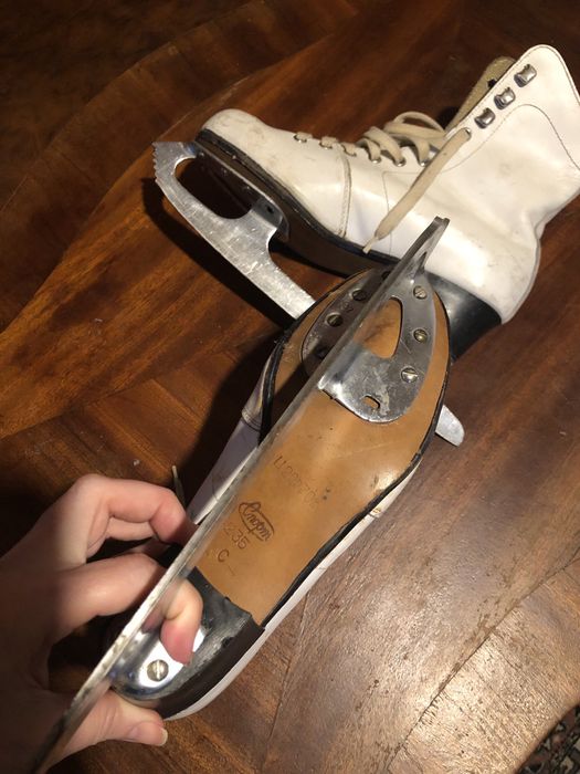 Коньки, ковзани советские кожаные, 37 р