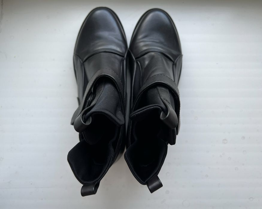 Весняні ботинки жіночі