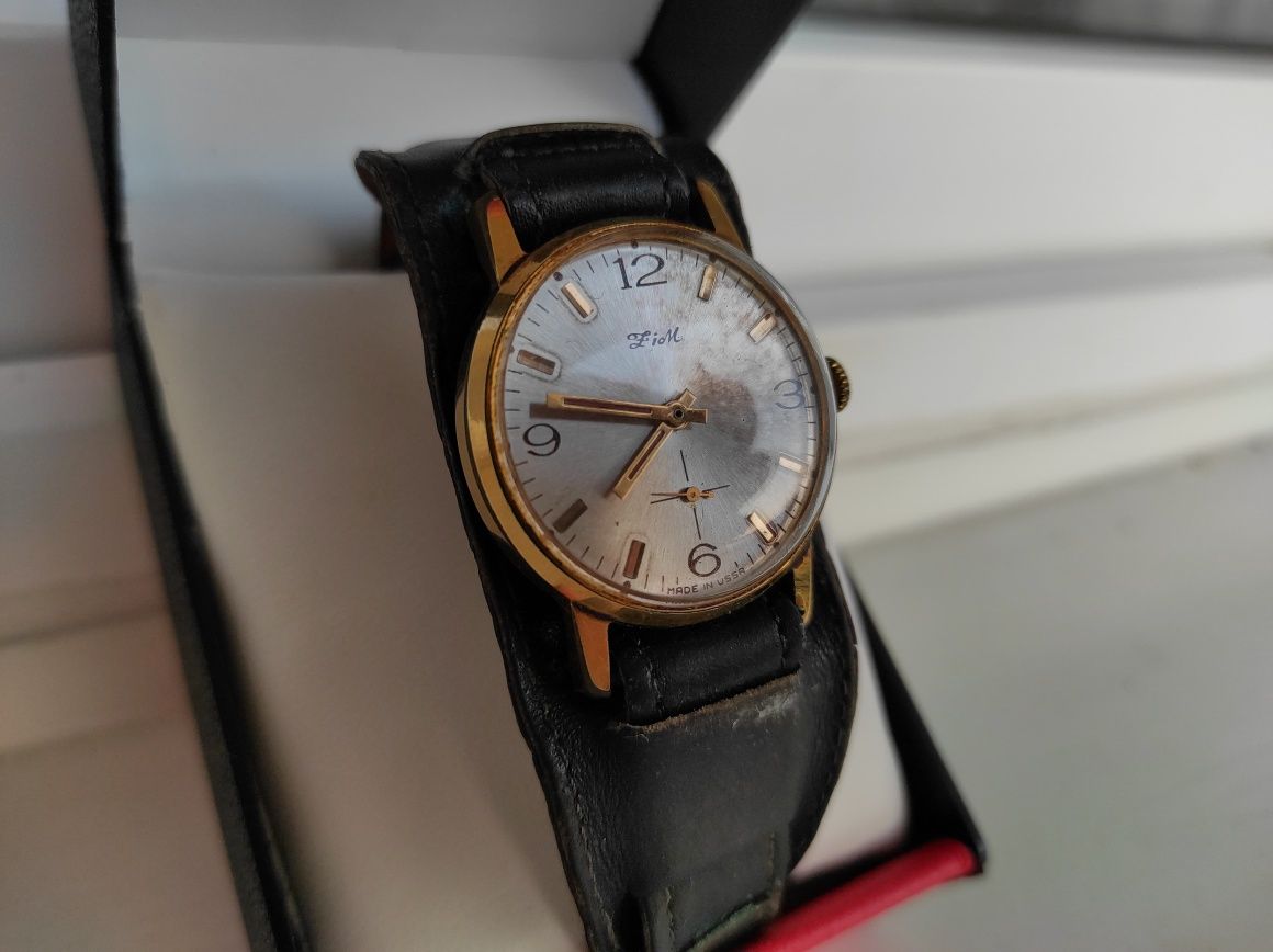 ZIM Zegarek mechaniczny nakręcany USSR pozłacany nareczny retro