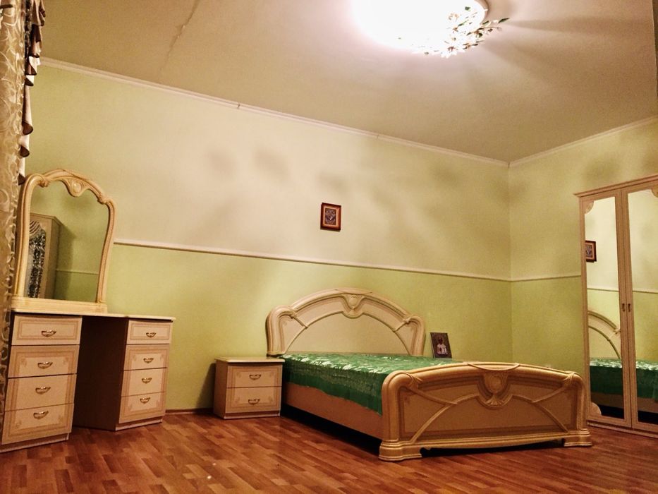 Здається 3 кімнатна квартира 140 кв.м БЕЗ ПОСЕРЕДНИКІВ