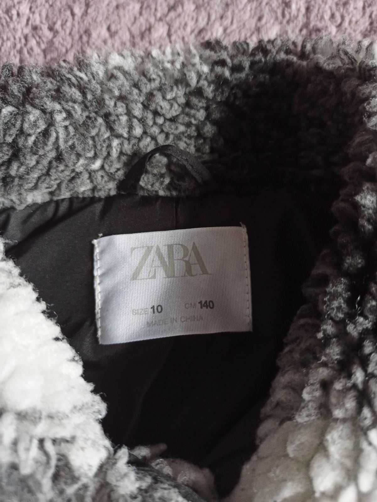 Демисезонное пальто-рубашка Zara на девочку 10 лет, 140см