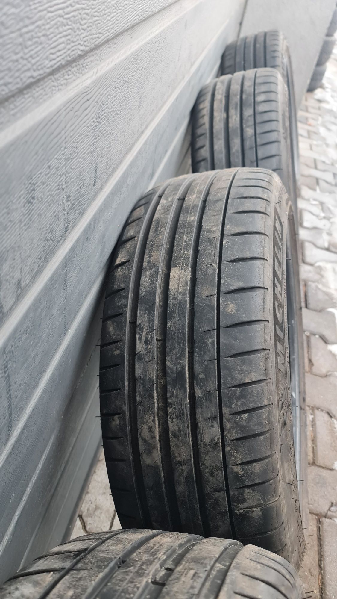 Opony letnie Michelin Pilot Sport 4 215/45/18 ZR