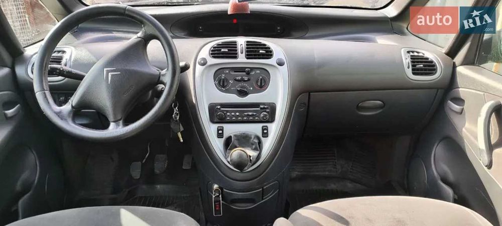 Citroen Xsara Picasso 2009 проблеми з мотором