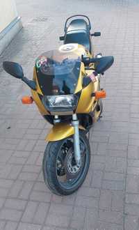 Suzuki GSX600F GN72B