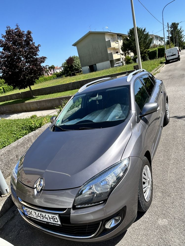 Продам автомобіль Renault passat 2014