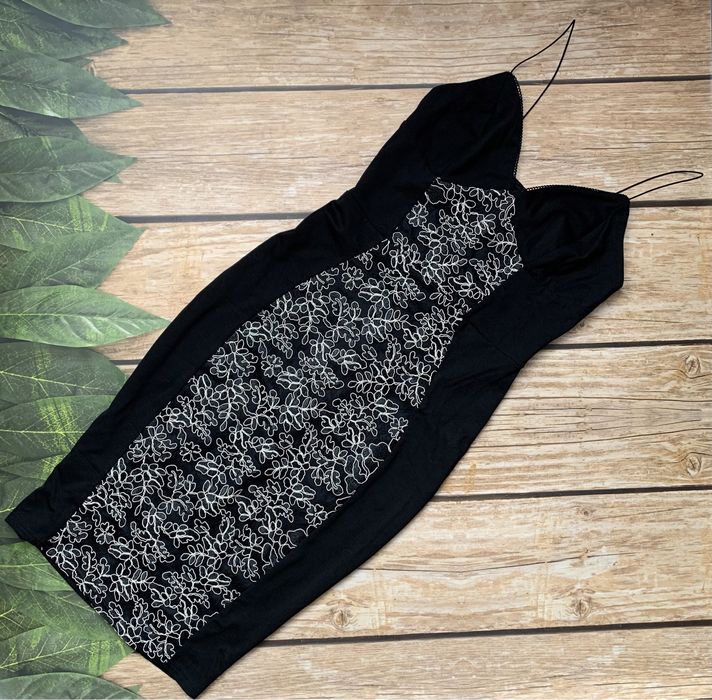 Сукня чорна river island міді вечірня розмір 10/36