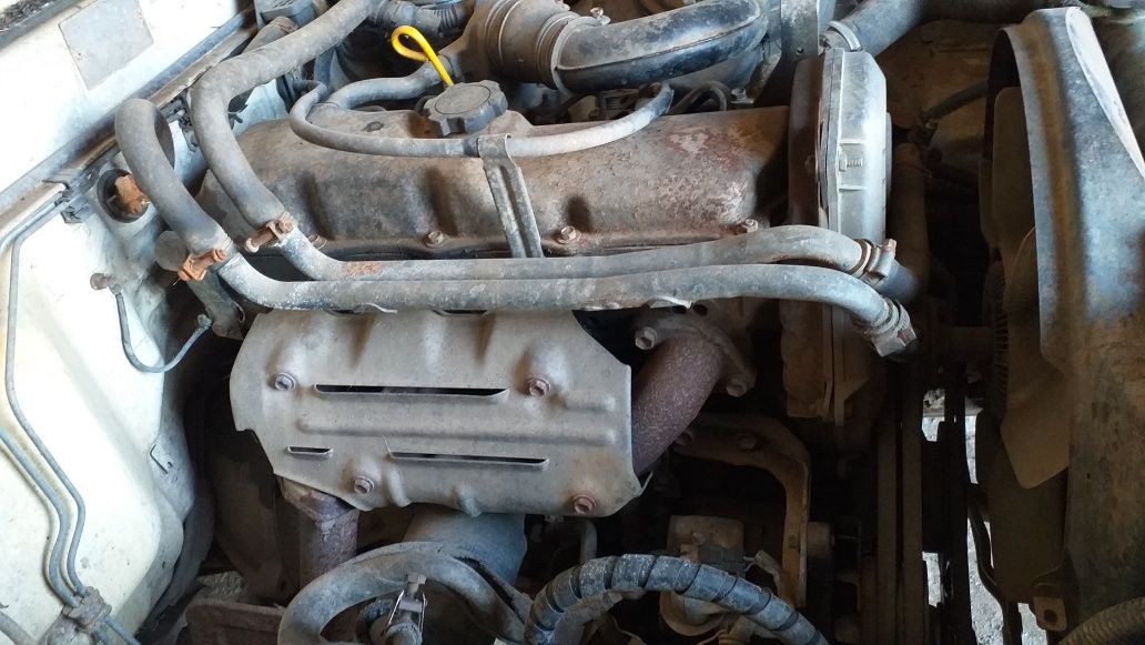 Motor Toyota hilux