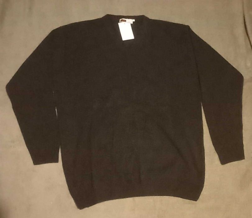 Roupa-Pullover gola V tam. XL