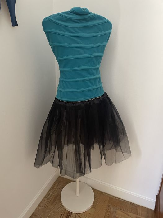 Cabide de pe para roupa